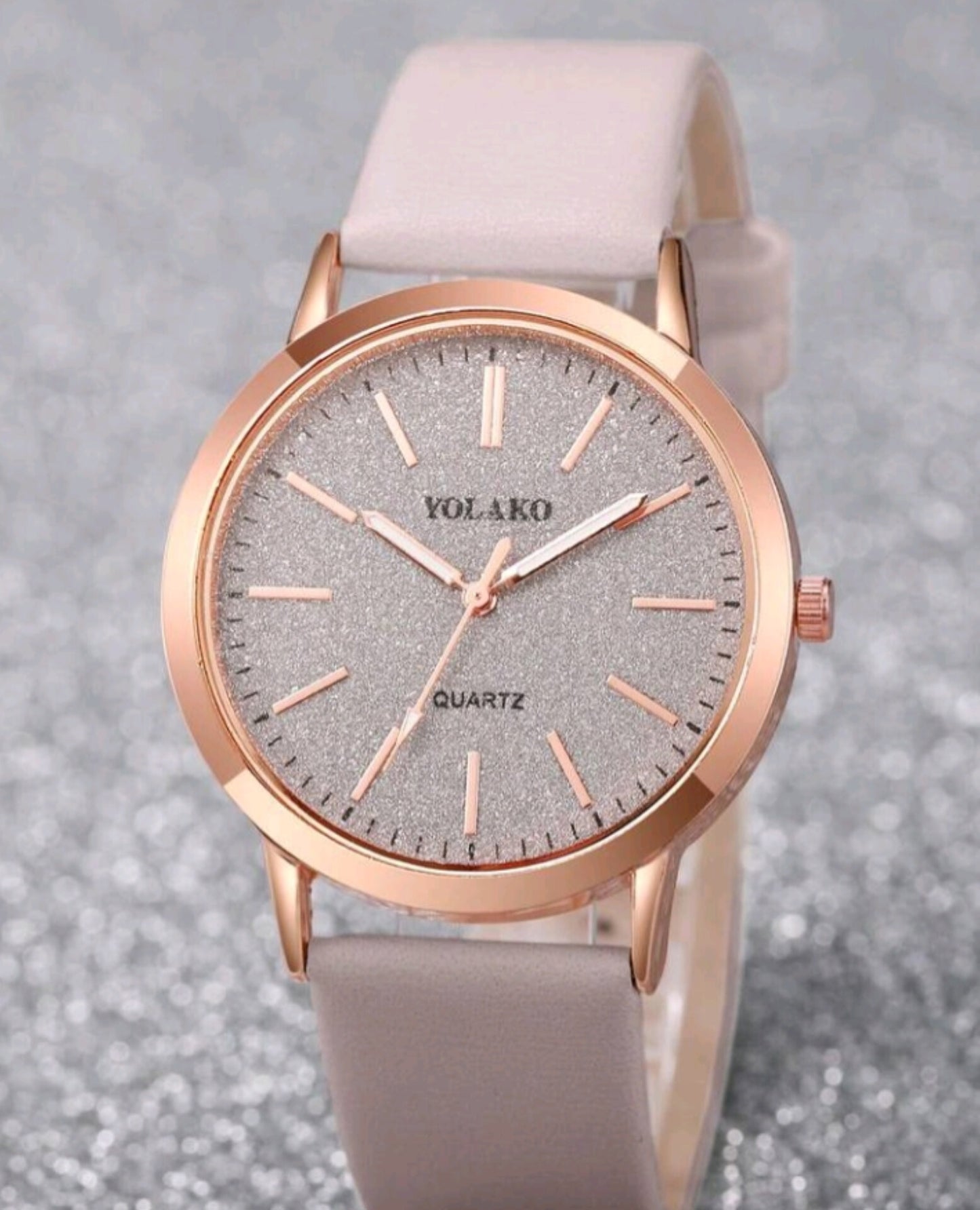 2pcs/Set Women's Fashion Simple Scale Dial Classic Elegant Quartz Wrist Watch + Heart-Shaped Bracelet, Watch Box Not Included