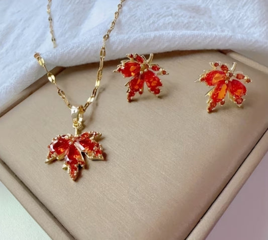 3pcs 1 Plated Cubic Synthetic Cubic Zirconiaia Maple Leaf Necklace and Earrings Jewelry Suitable for, Girls - Wedding Anniversary Gift, Casual Attire, CZ Beads, Maple Leaf Pendant, for Teenager